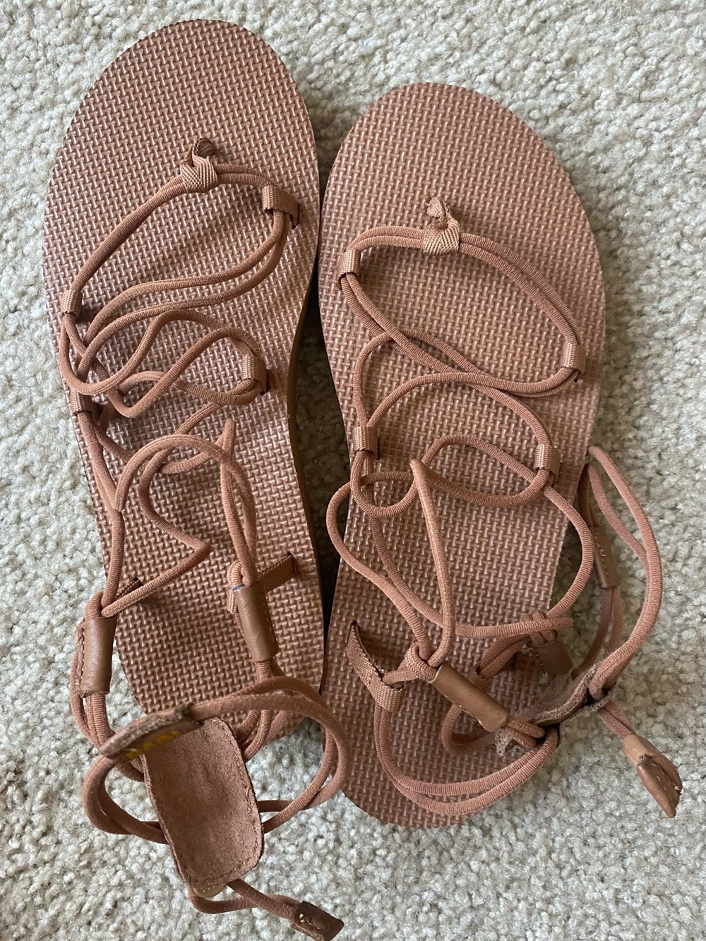 Teva Women's NWT Midform Infinity Sandals Lion Brown Size 9 - Picture 3 of 8